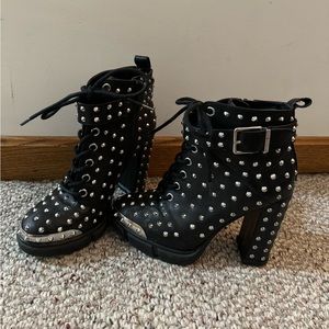 Gianni Bini Bootie Heels